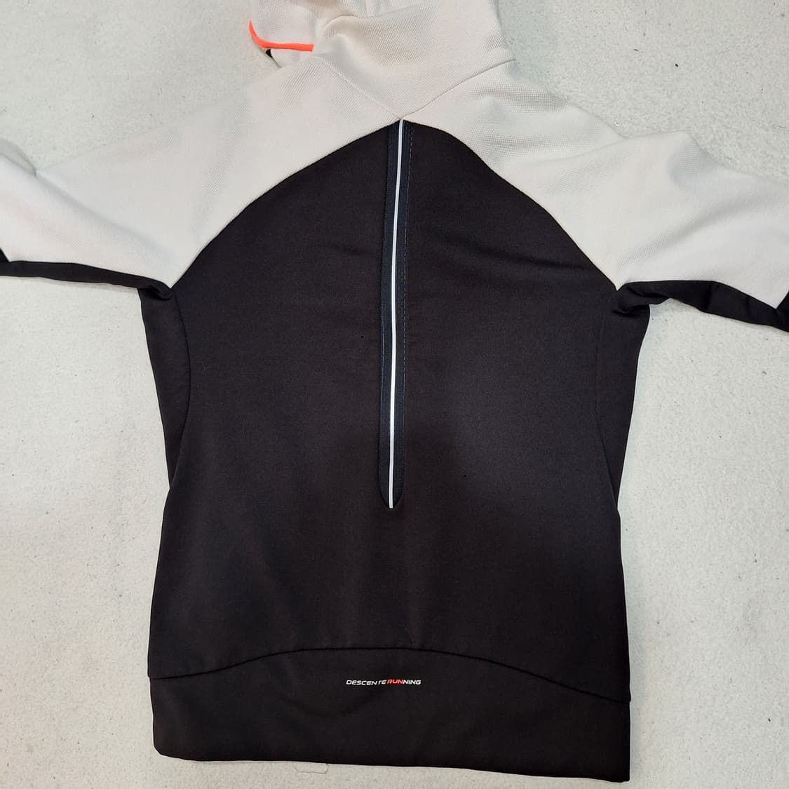 데쌍트  후드집업M 상품이미지6