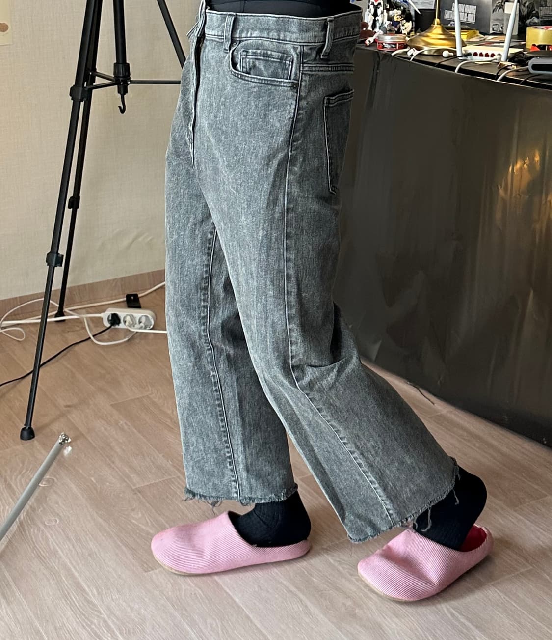 Uniqlo 흑청 크롭진 26 상품이미지1