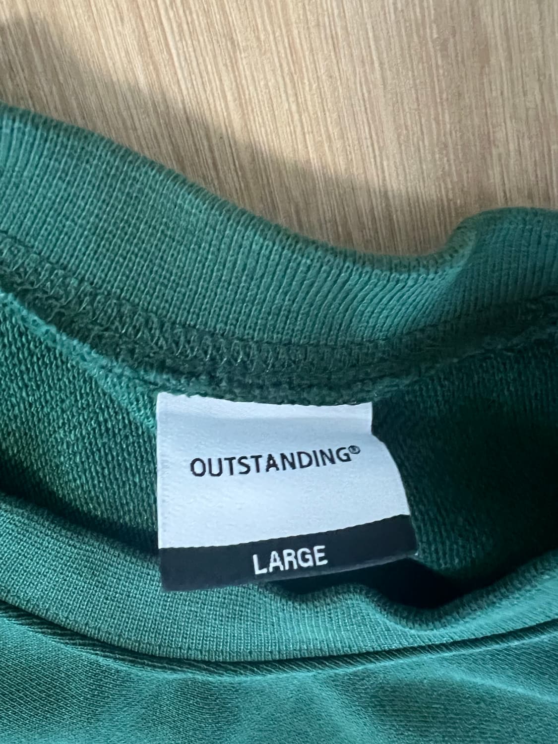 아웃스탠딩 맨투맨  상품이미지3