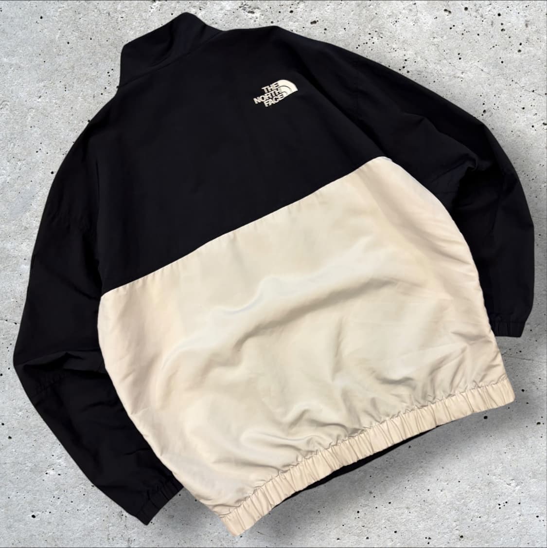 [XL] 노스페이스 화이트라벨 올래마 바람막이 블랙 화이트 D392 상품이미지2