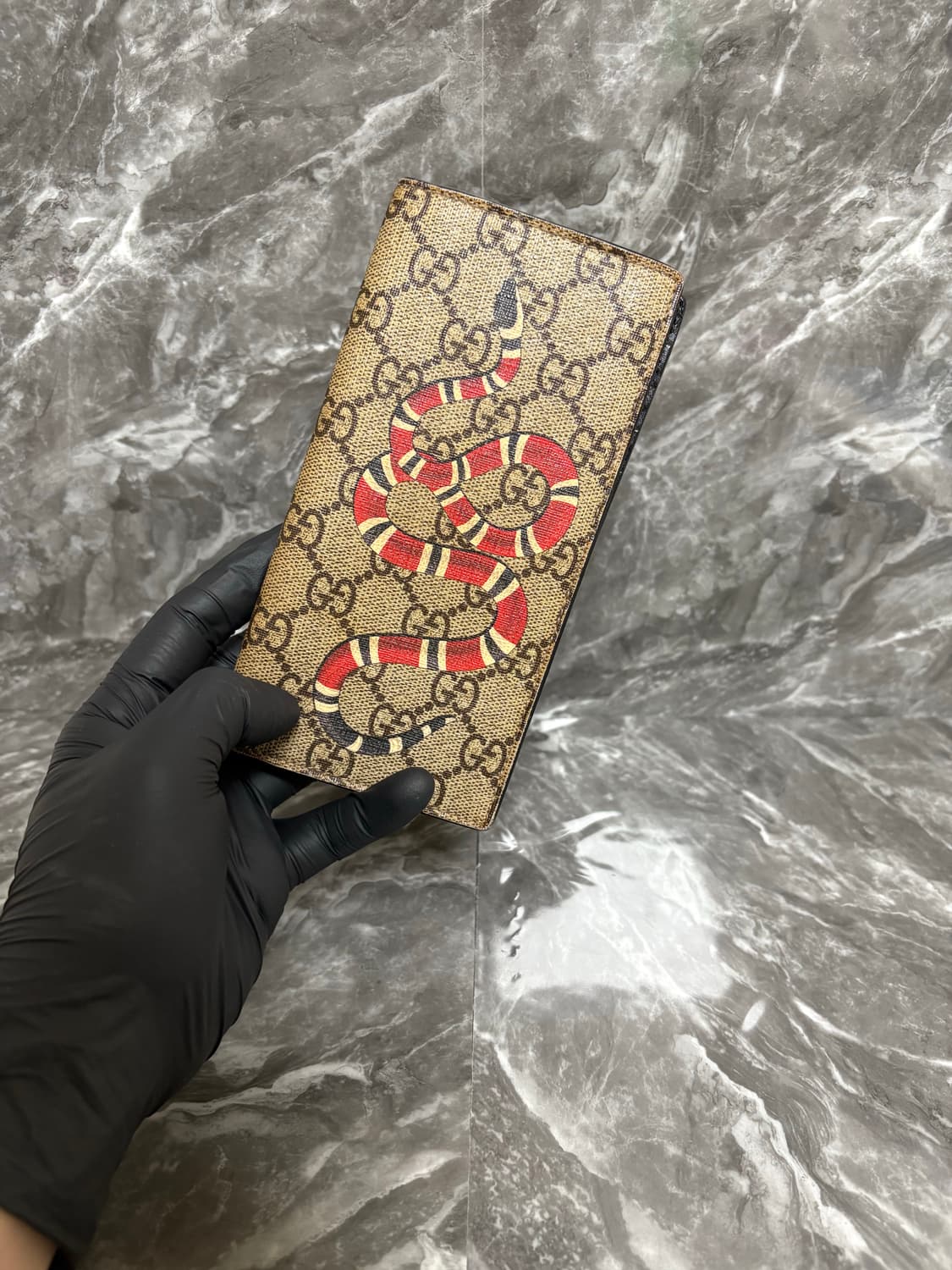 구찌 킹스네이크 장지갑 상품이미지1