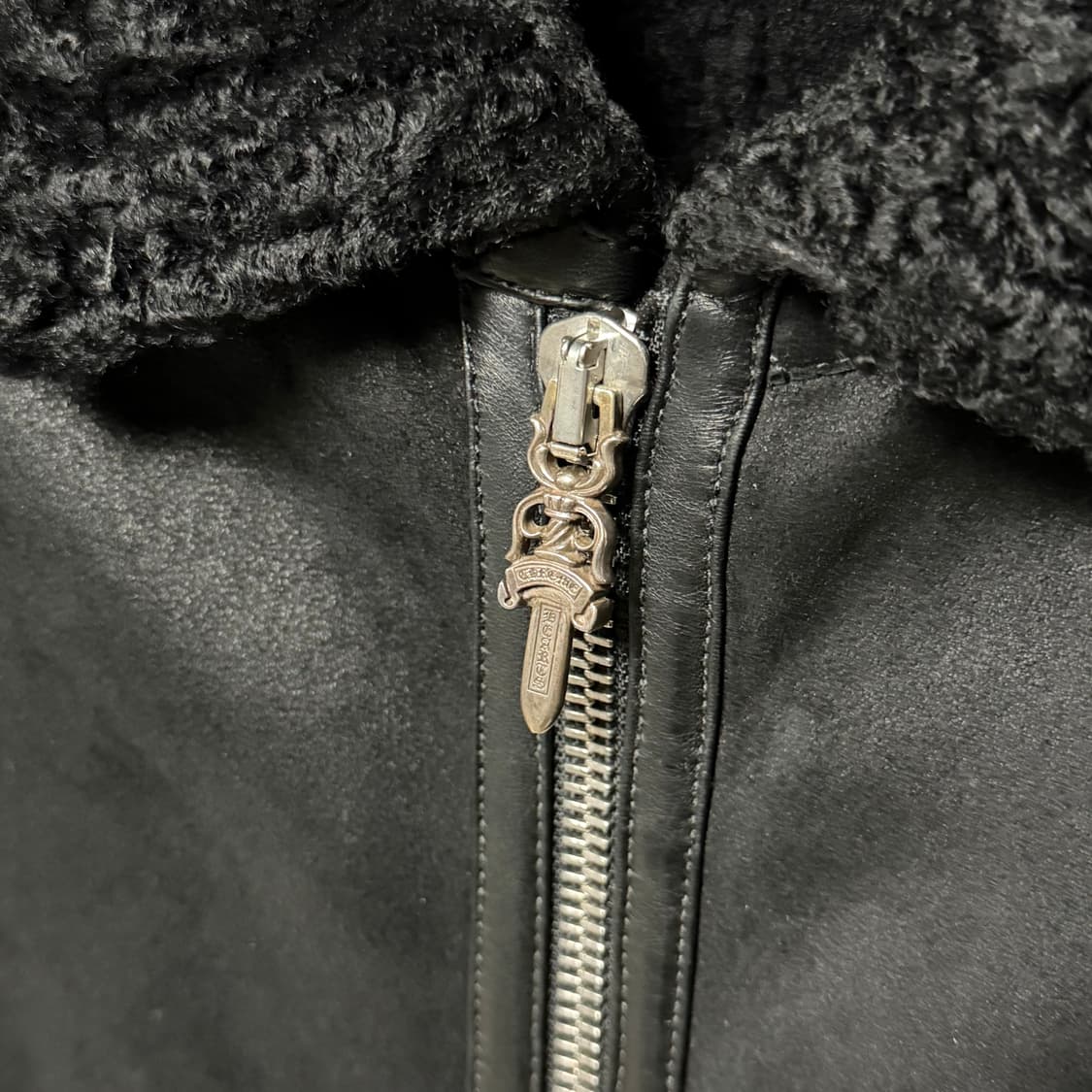 1450판매/S+급 크롬하츠 무스탕 자켓 블랙 상품이미지8