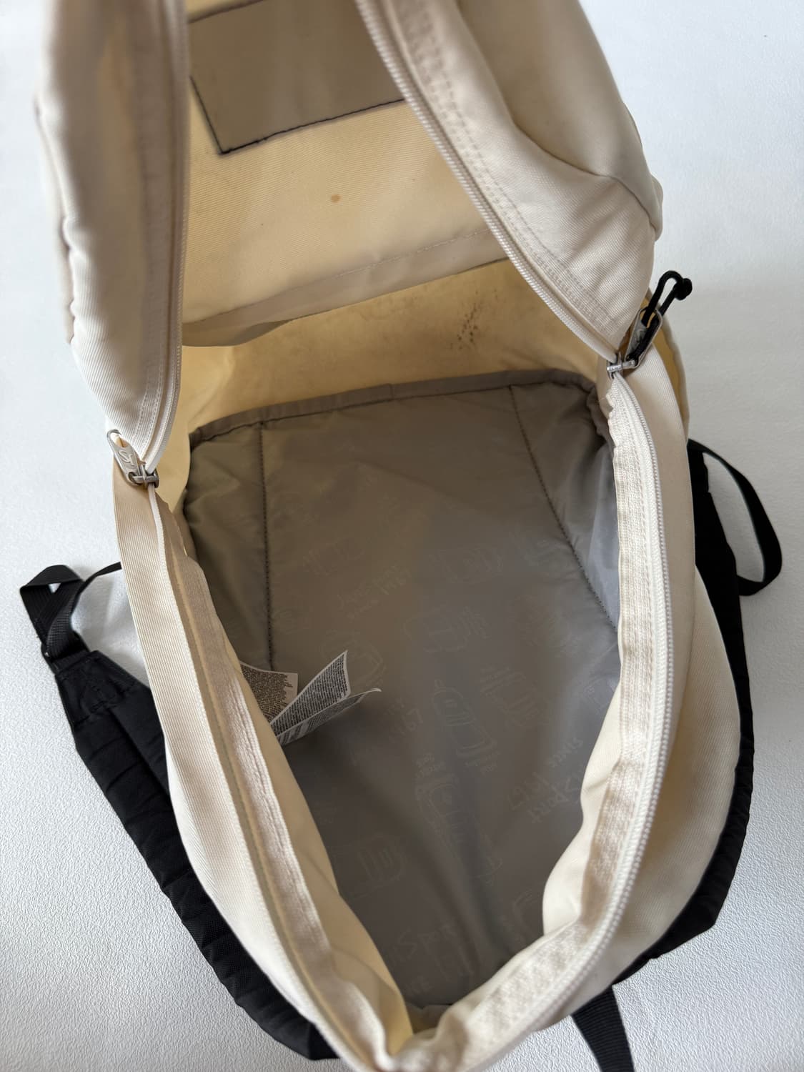 잔스포츠(JANSPORT) 아이보리 백팩 상품이미지9