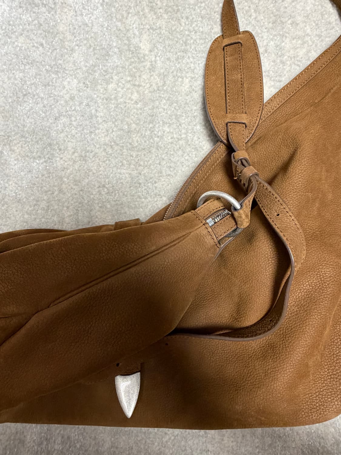 마지셔우드 벨티드 호보백(큰사이즈) 체스넛 상품이미지3