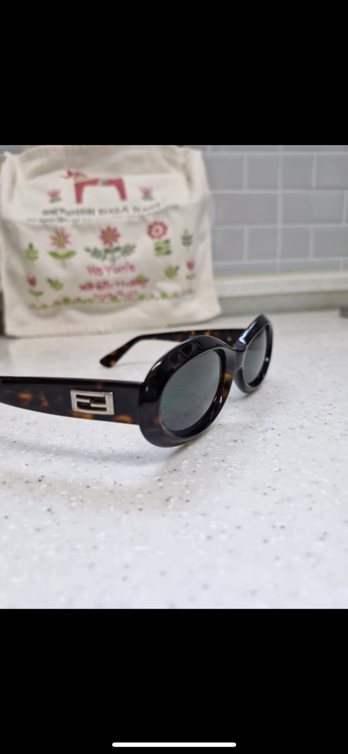 펜디 선글라스 상품이미지3