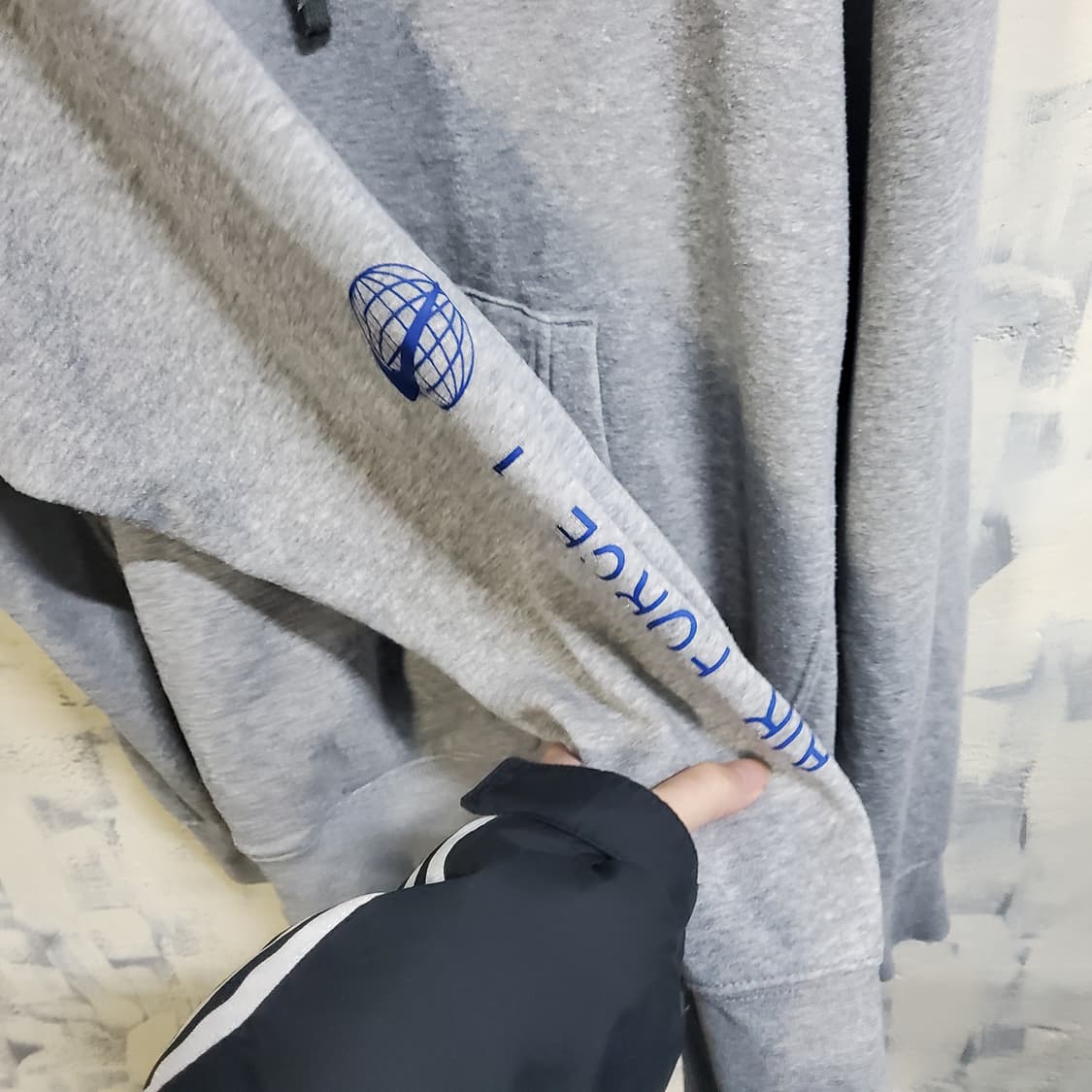 나이키 기모 에어포스 후드티 그레이  상품이미지4