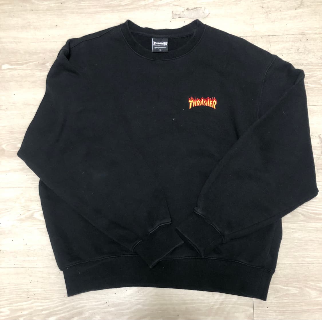 트래셔 검정색상 맨투맨 XL 105 사이즈 상품이미지1