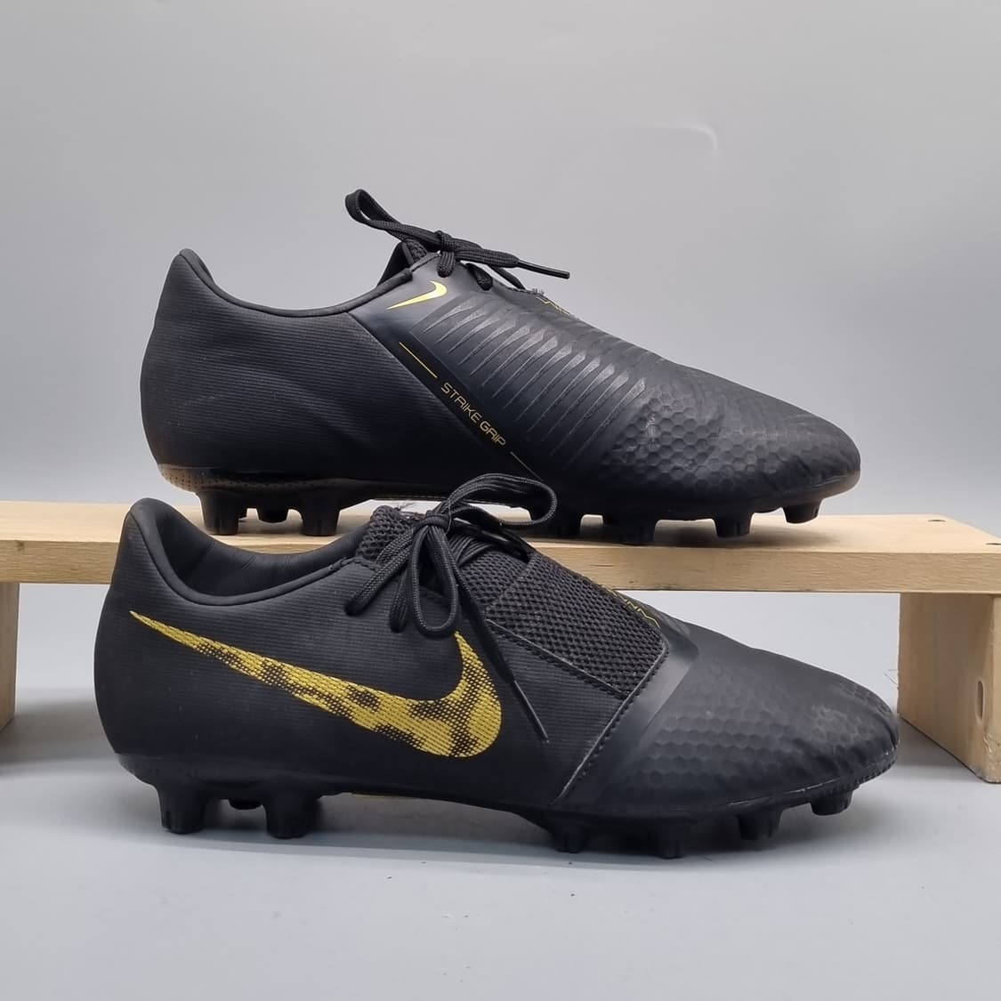 나이키 팬텀 베놈 프로 축구화255 상품이미지1