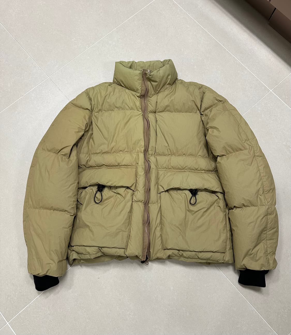 언어펙티드 구스다운 패딩 베이지 M 상품이미지1