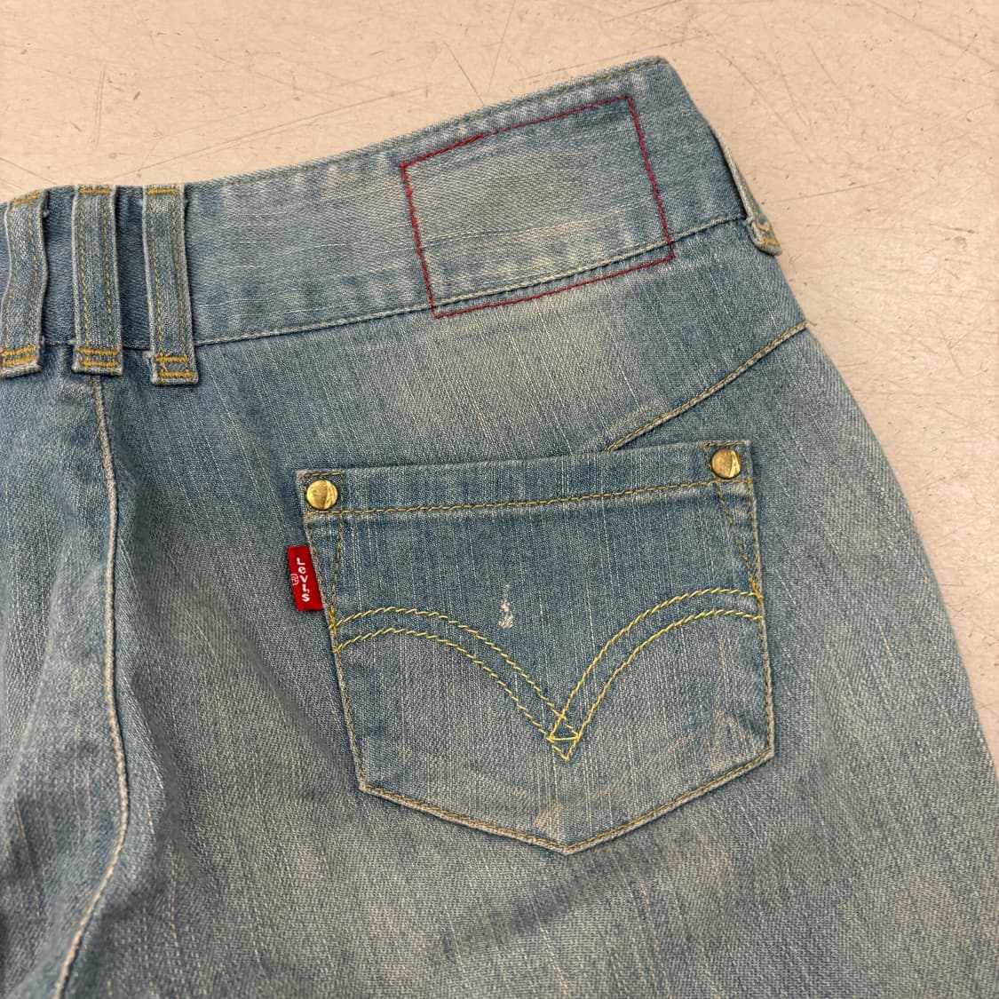 리바이스 엔지니어드 워싱 데님 팬츠 상품이미지2