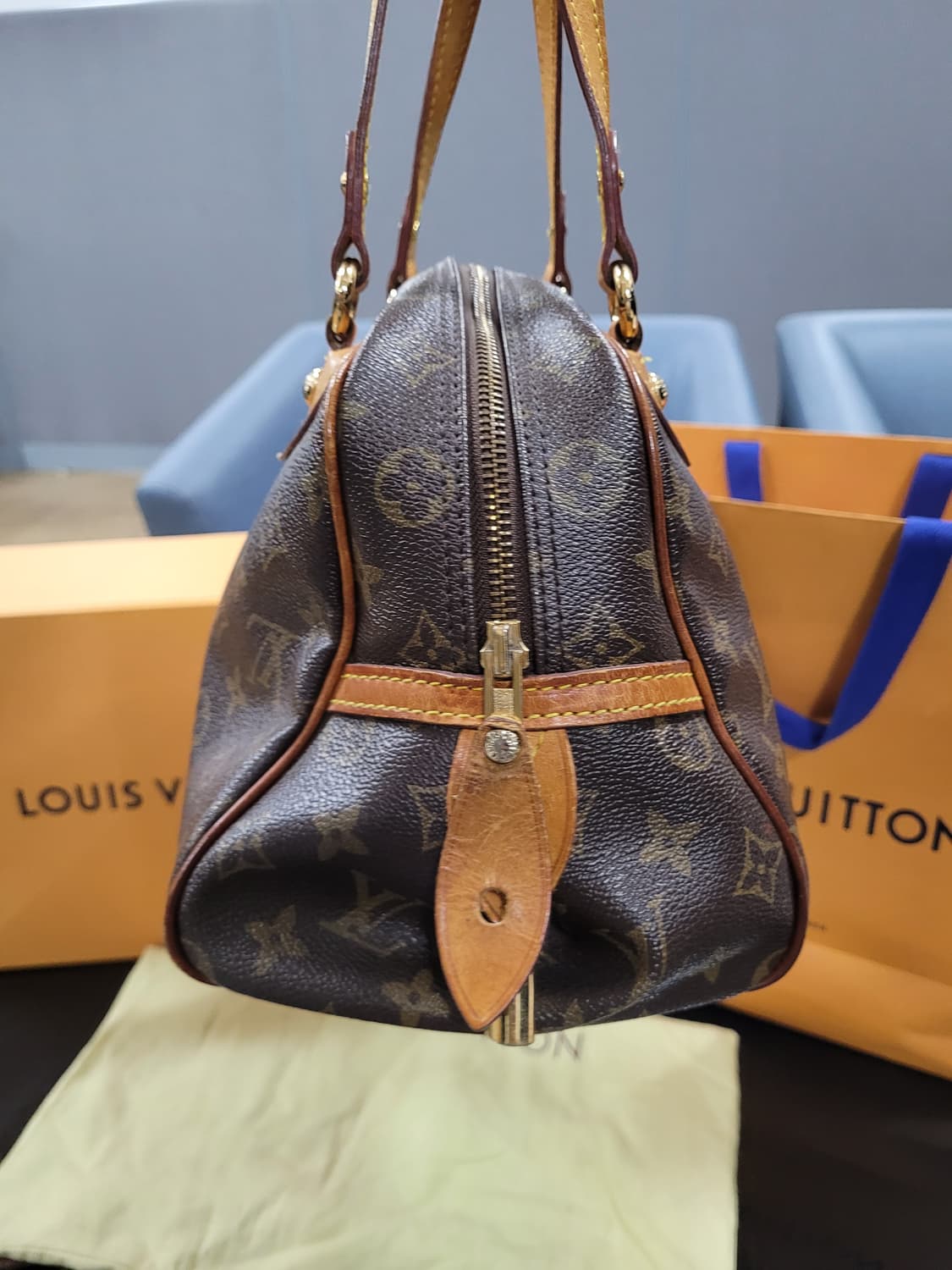 루이비통 숄더백 상품이미지5
