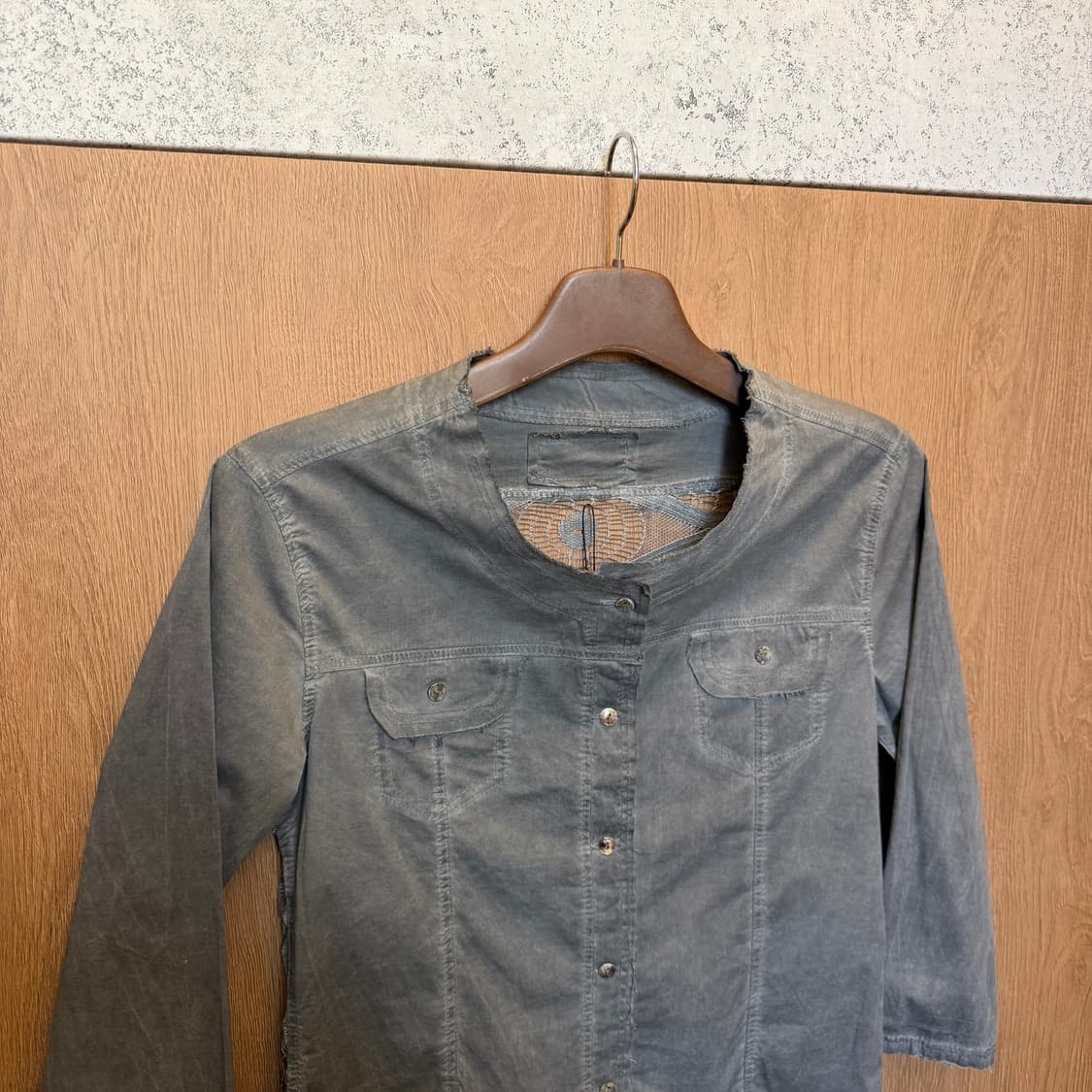 빈티지 코튼 7부 셔츠 믹스 패브릭 백 시스루 레이스 디테일 그레이 상품이미지3