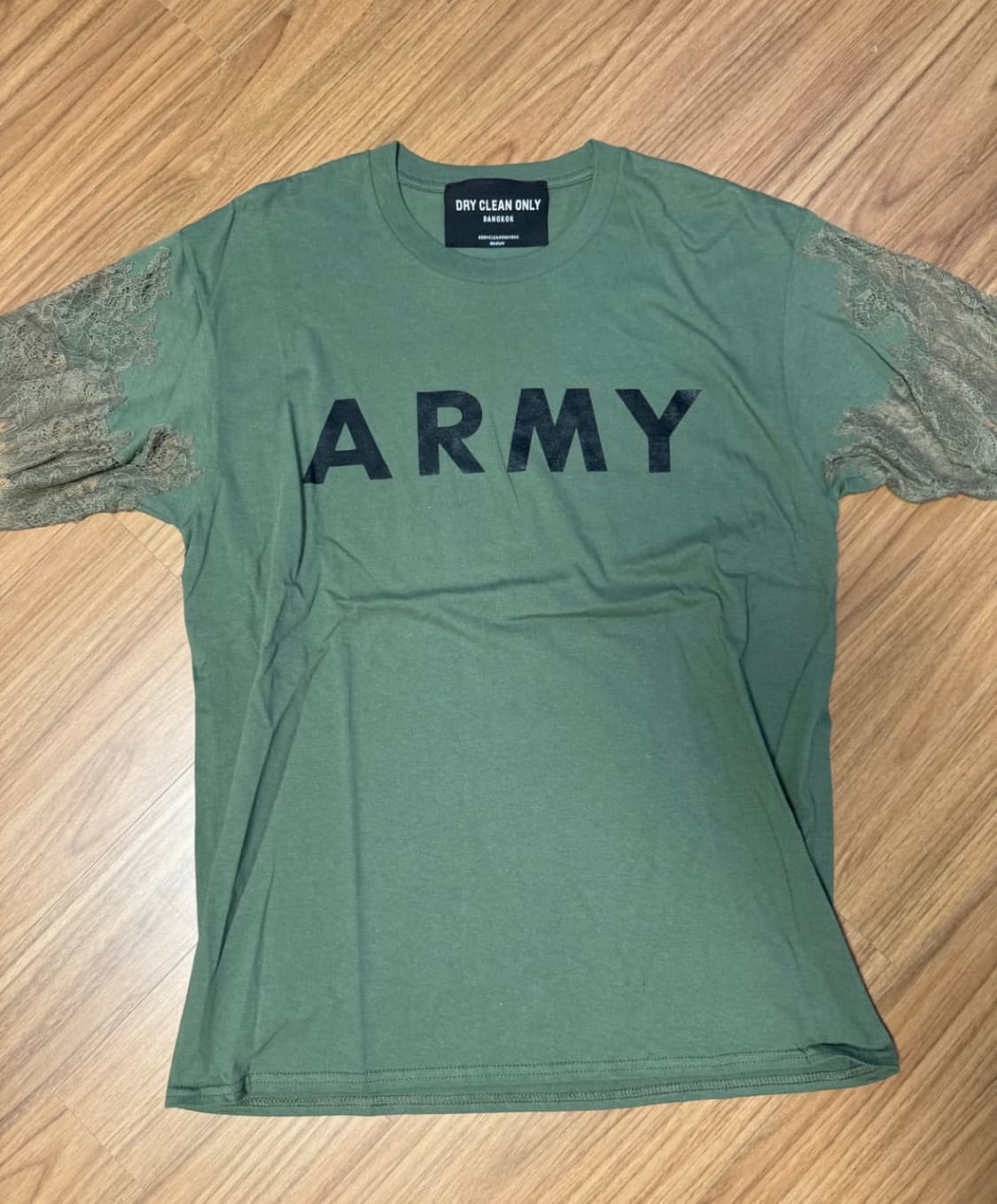미착용 넘버프로젝트 드라이클린온리 카키 army 티셔츠 상품이미지1
