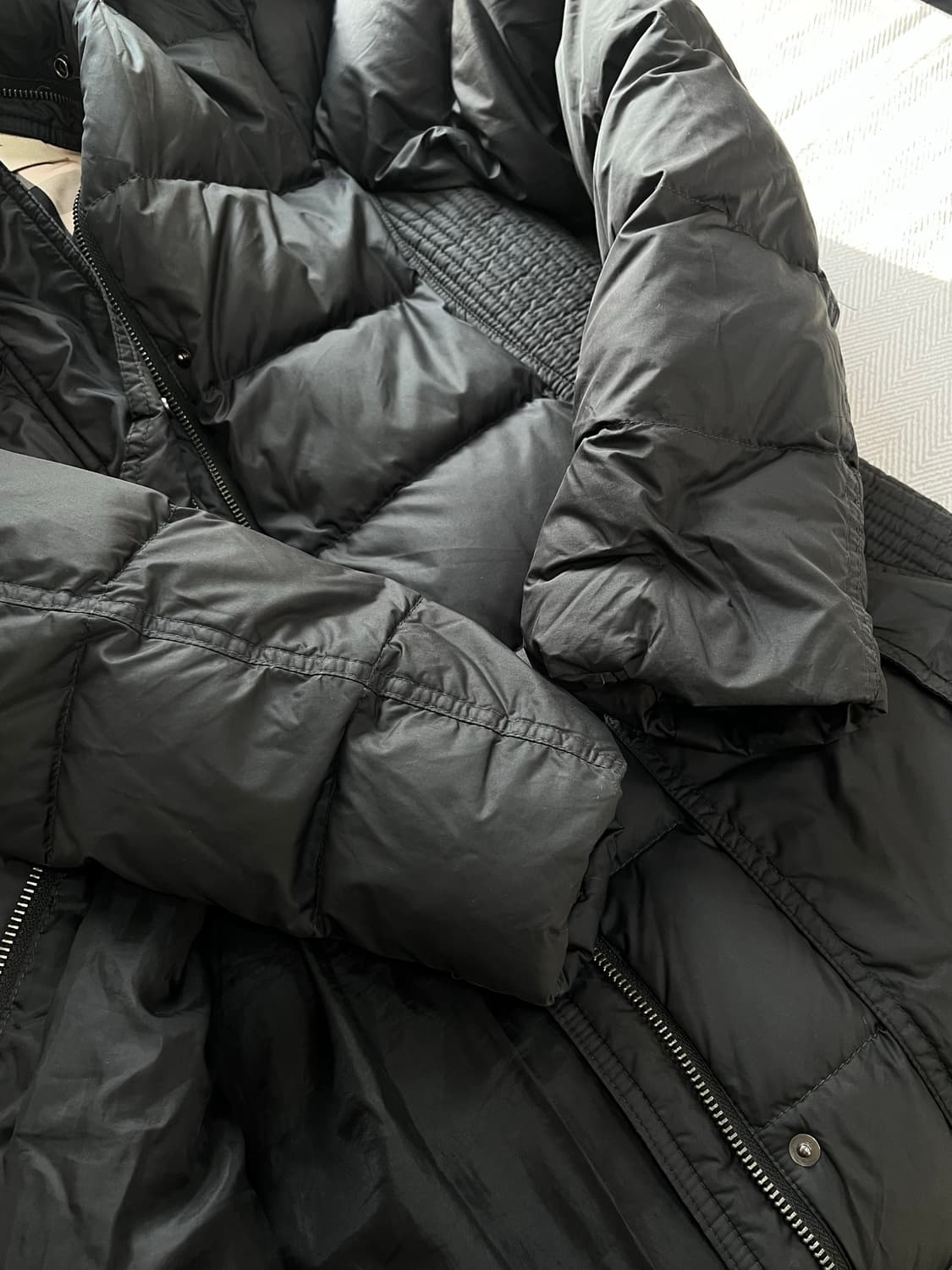 버버리 브릿라인 덕다운 롱패딩 M 블랙 상품이미지7