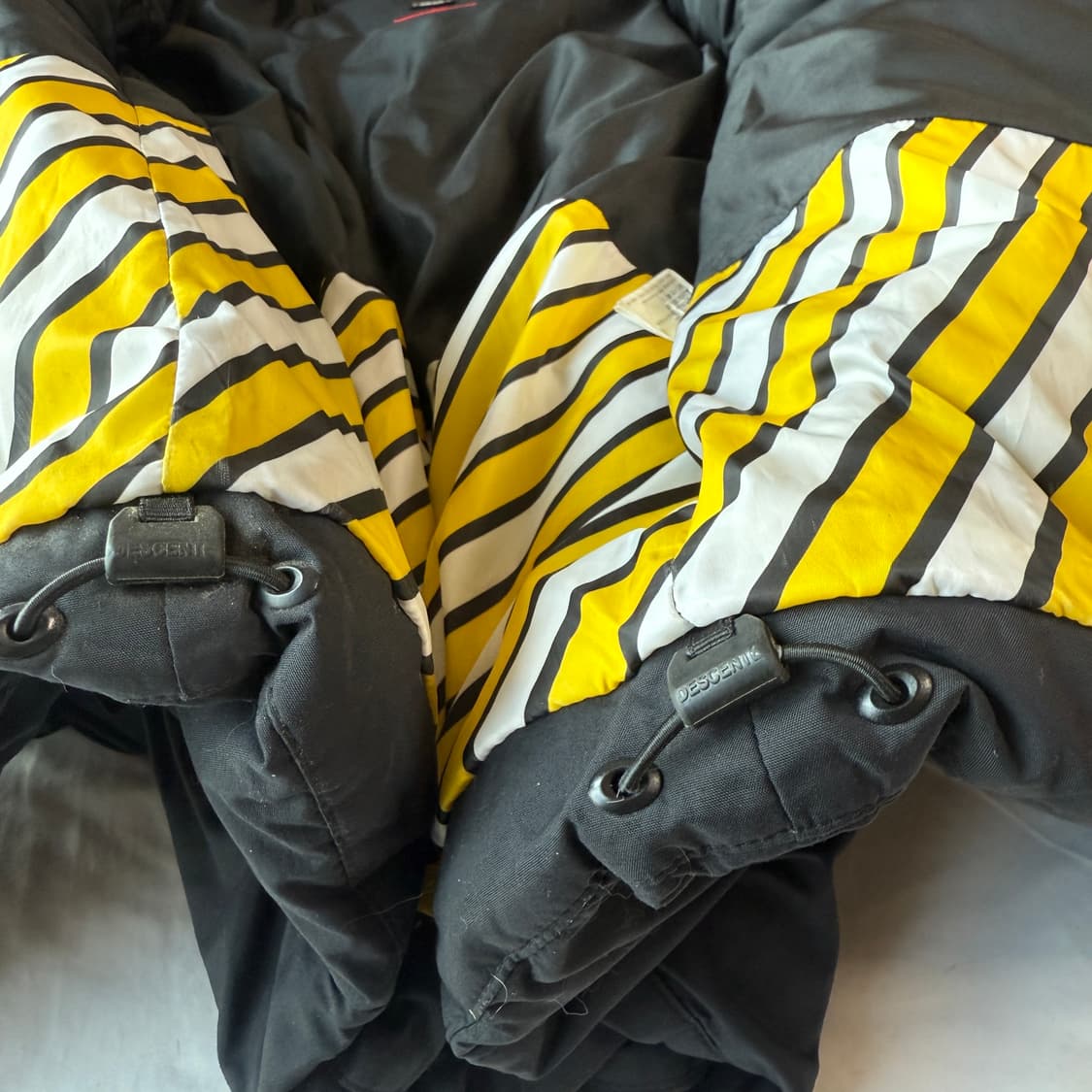 2+1) 데상트 아우디 대장급 구스다운 패딩 L-XL 상품이미지8