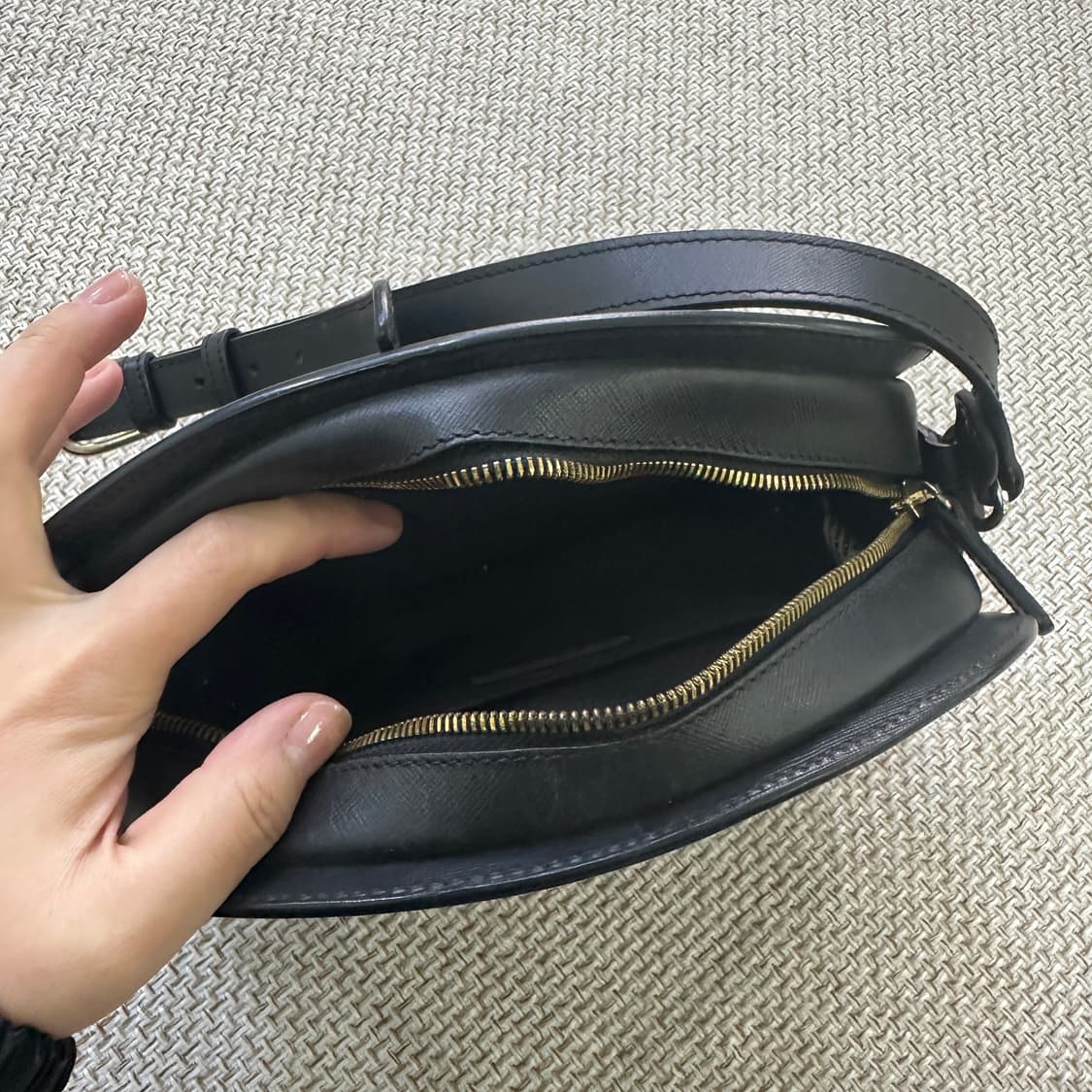 실측확인 아페쎄 하프문백 0407D 상품이미지3