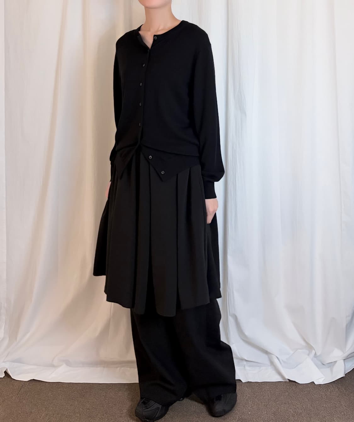 Structured Flare Midi Skirt - Black 상품이미지2