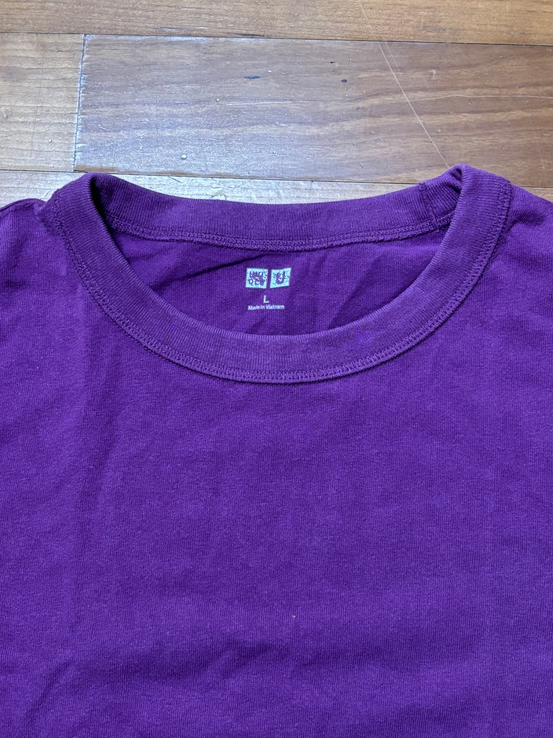 uniqlo purple t shirts Lsiz 상품이미지3