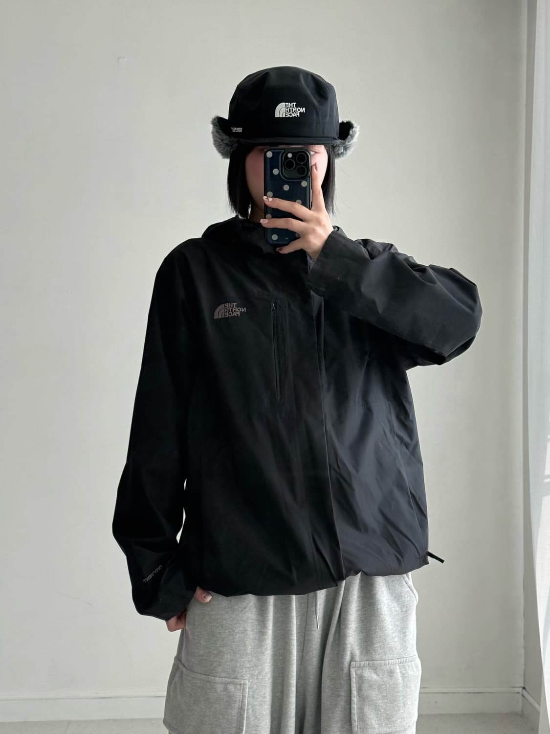 노스페이스 블랙 바람막이 상품이미지2