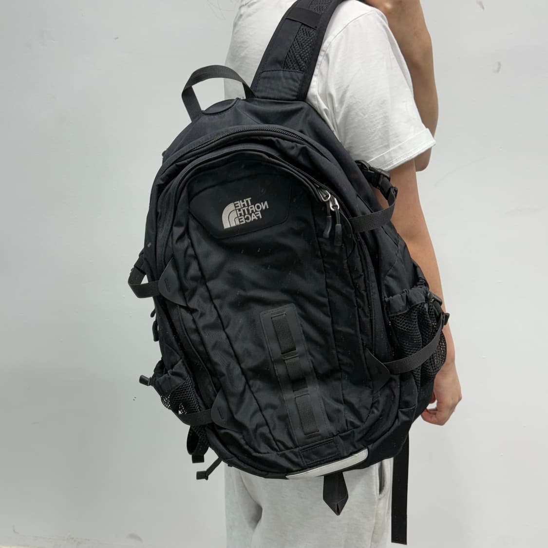 노스페이스 핫샷 블랙 백팩 상품이미지1