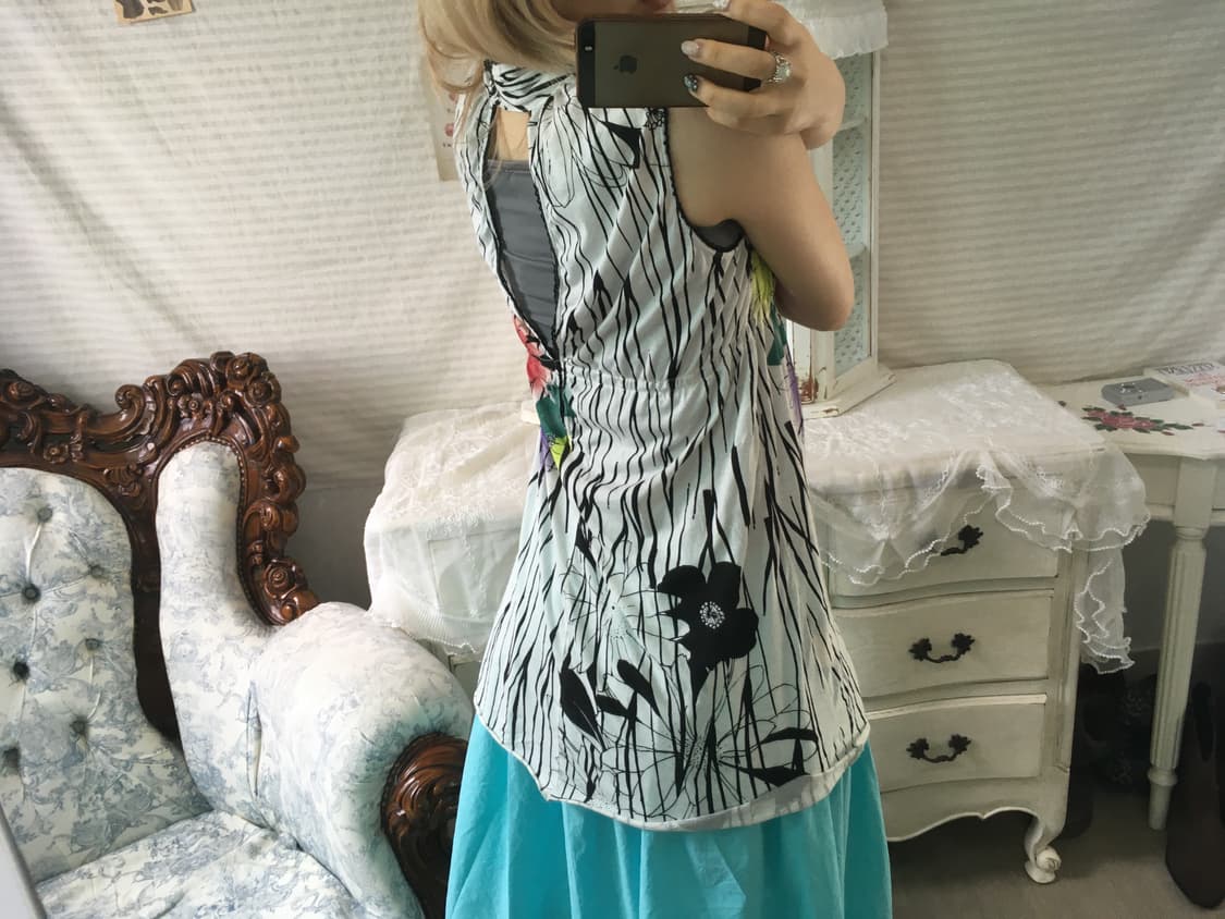 Scolar 오리엔탈 컷아웃 슬리브리스 상품이미지2