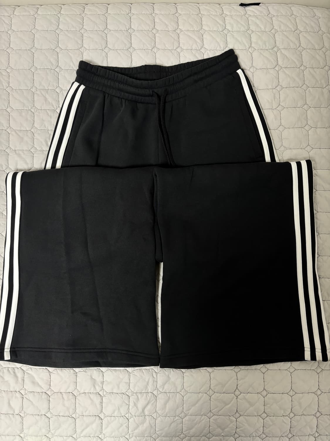 [L] (W) 아디다스 에센셜 삼선 프렌치 테리 와이드 팬츠 상품이미지3