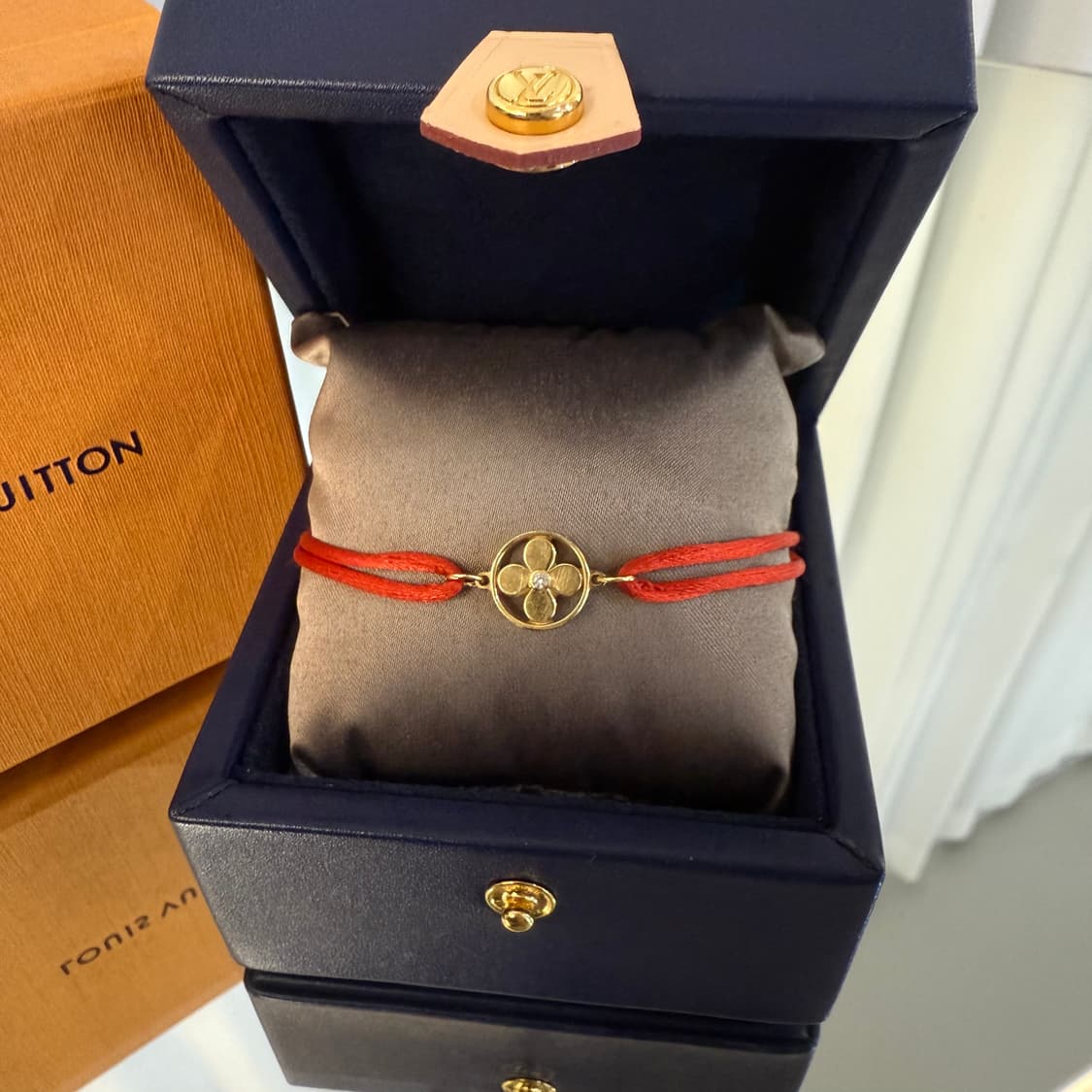 [정품] 루이비통 이딜 블라썸 다이아 팔찌 옐로우골드 18K 상품이미지3