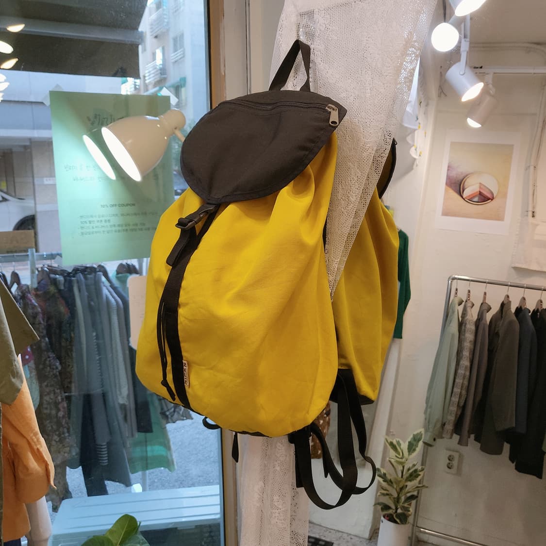 RIPEN 블랙 머스타드 백팩 상품이미지5