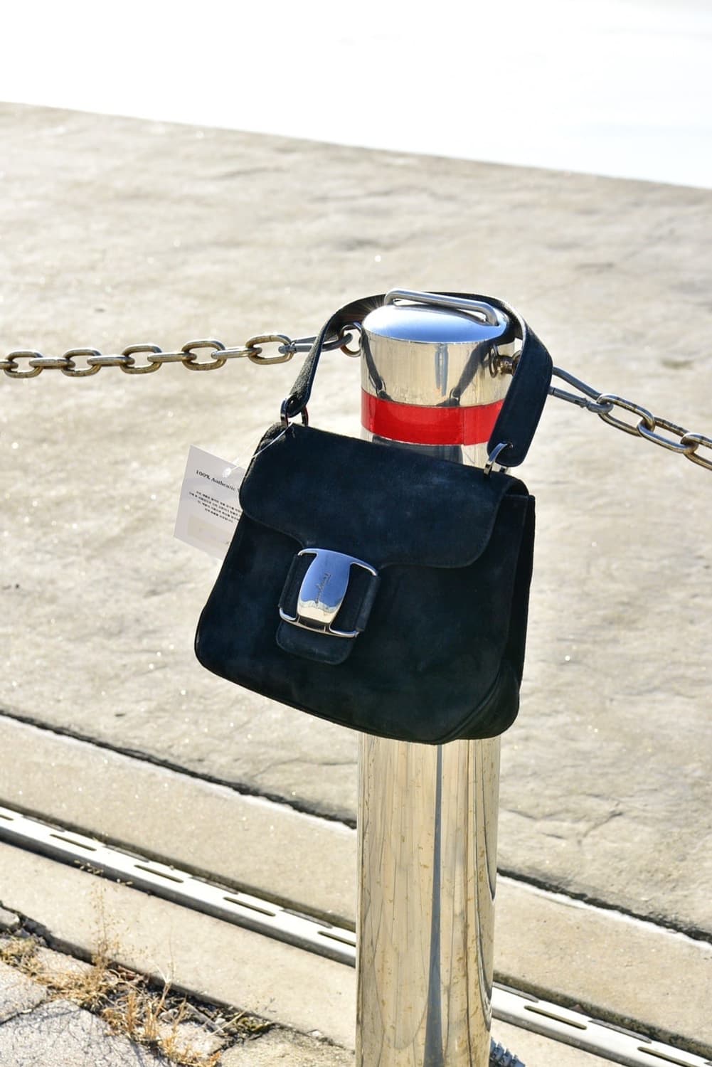 페라가모 스웨이드 숄더백(정품) 상품이미지1