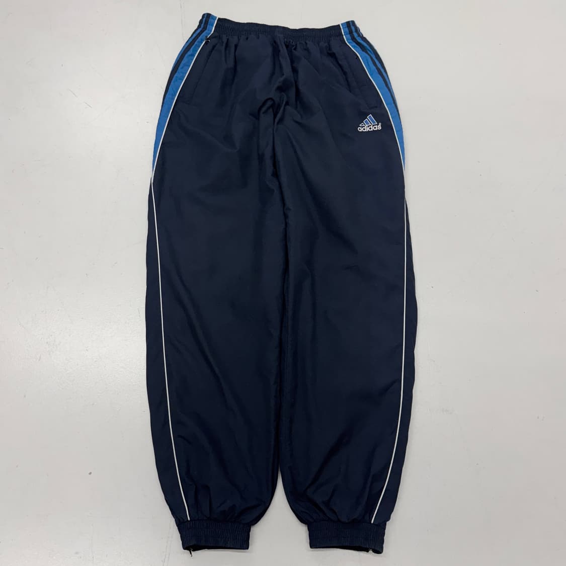 아디다스 90s 올드스쿨 바람막이 트랙팬츠 상품이미지2