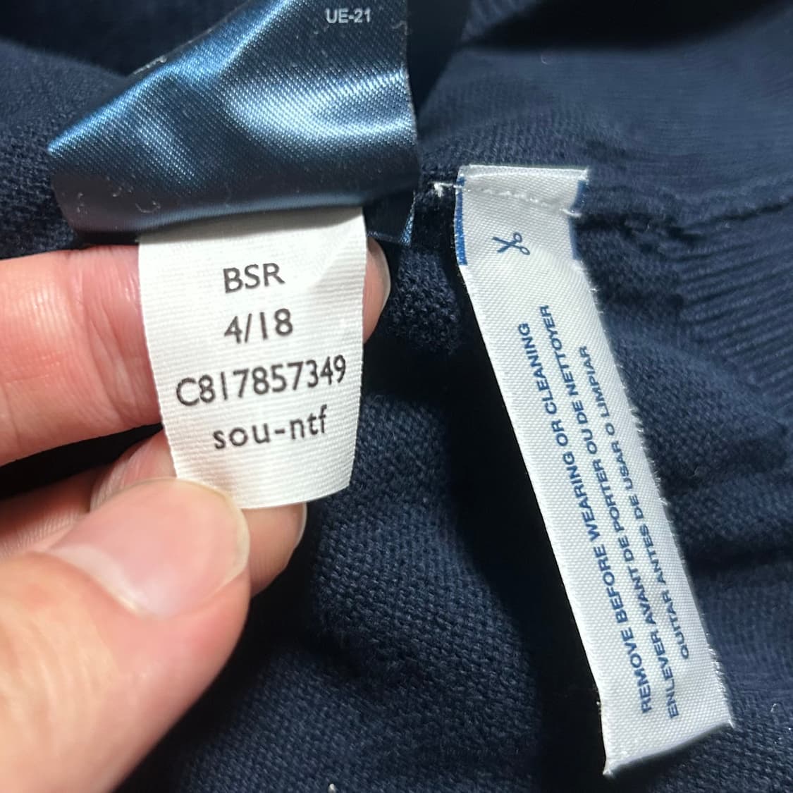 [S] Tommy 타미힐피거 네이비 브이넥 니트 상품이미지4