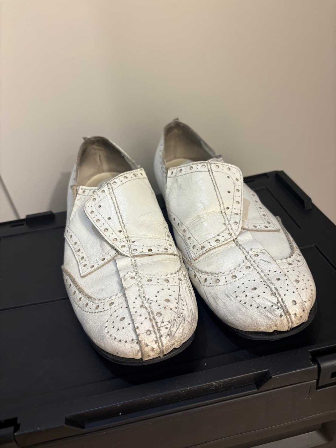 꼼데가르송 윙팁 로퍼 상품이미지1