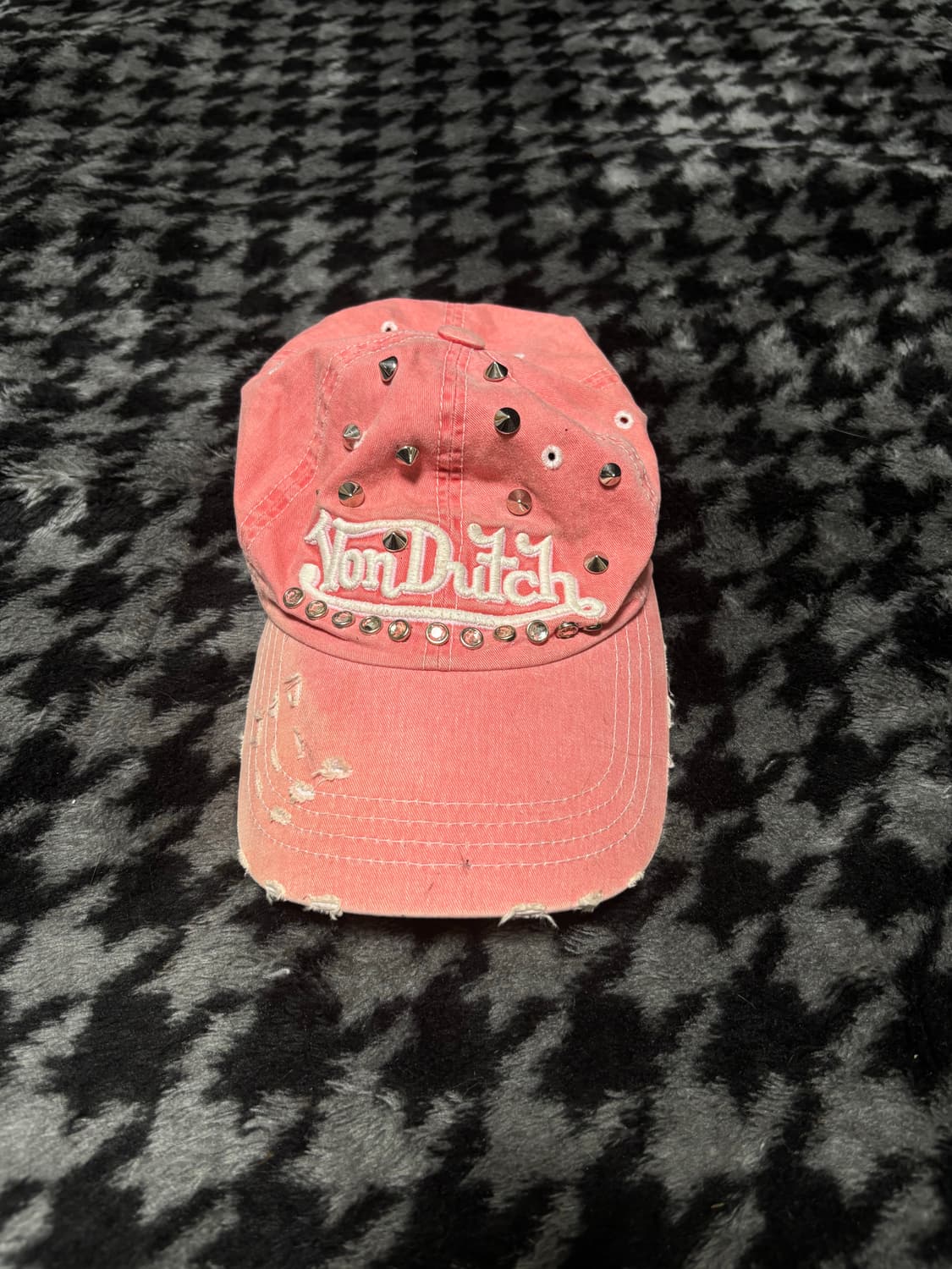 “Von dutch” Pink Y2K Stud Cap 상품이미지4