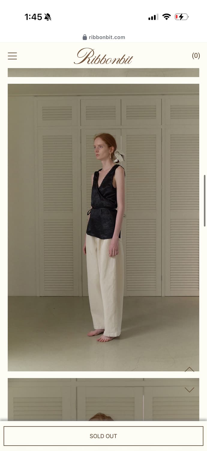 리본빛 Tippy Shirring Blouse (Black) 상품이미지4