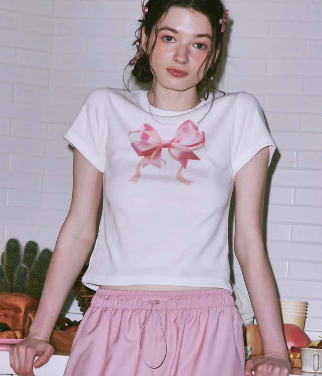 론론 Double ribbon slim crop t shirt white 상품이미지1