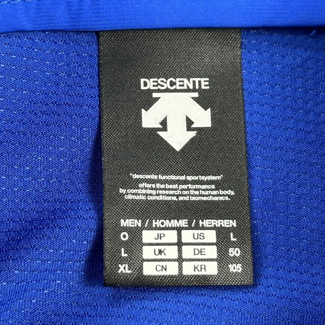 데상트 트레이닝 기능성 블루 바람막이 자켓 (XL) 상품이미지5