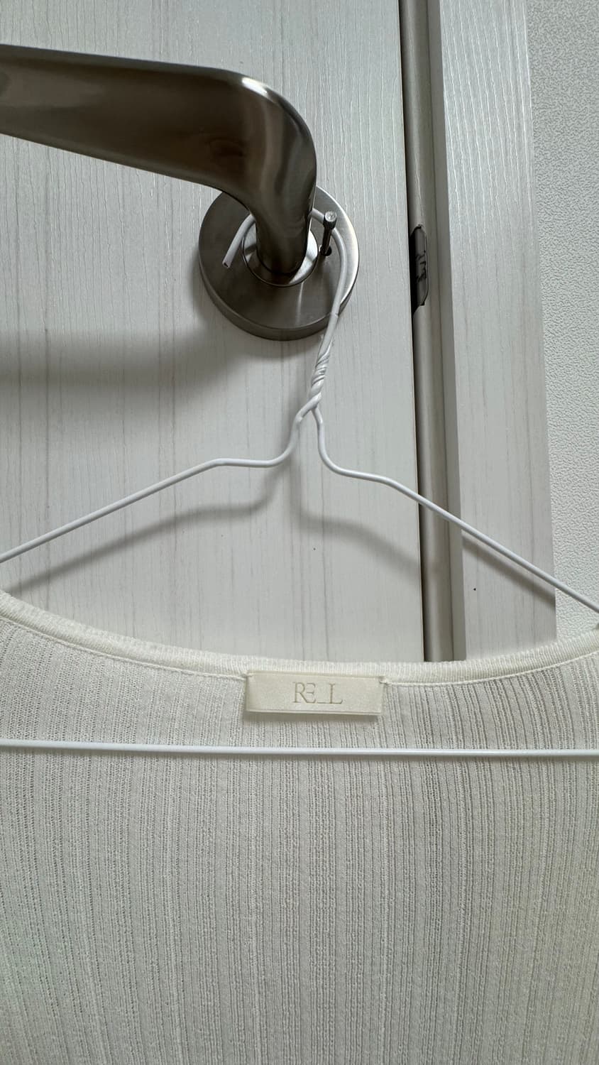 리엘 Drawing V넥 아이보리 여름 가디건 상품이미지3