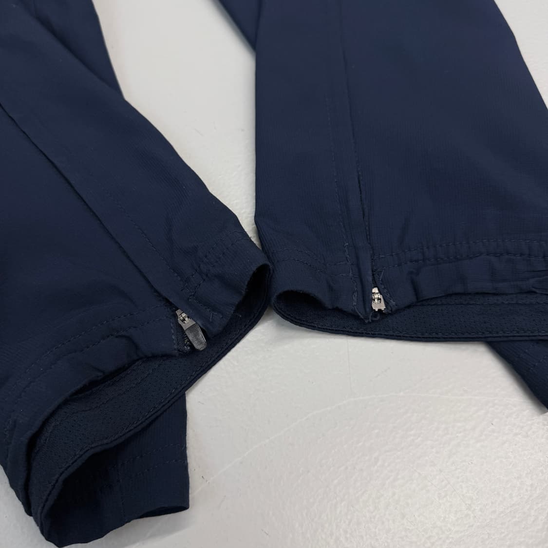 나이키 00s 스우시 올드스쿨 와이드 바람막이 트랙팬츠 상품이미지4