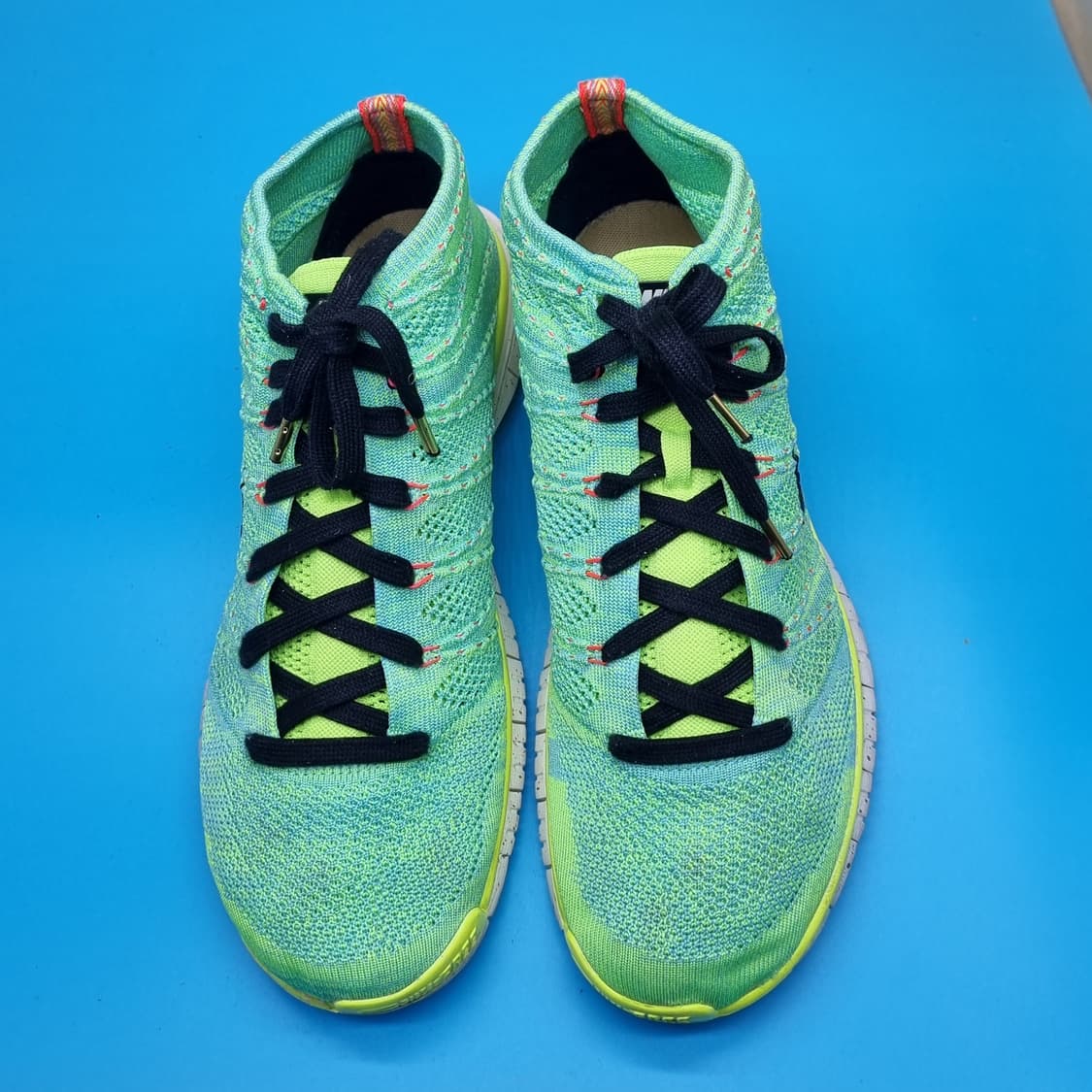 나이키 플라이니트 추카 미드280 상품이미지2