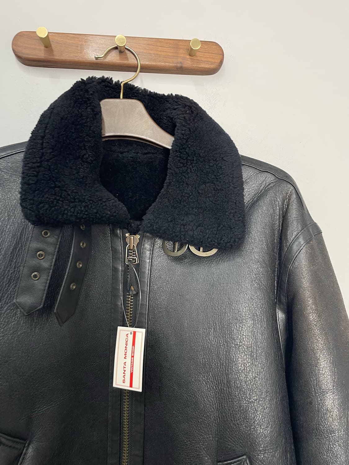 스투시 B-3 블랙 램스킨 무스탕 레더자켓 H2360 상품이미지3