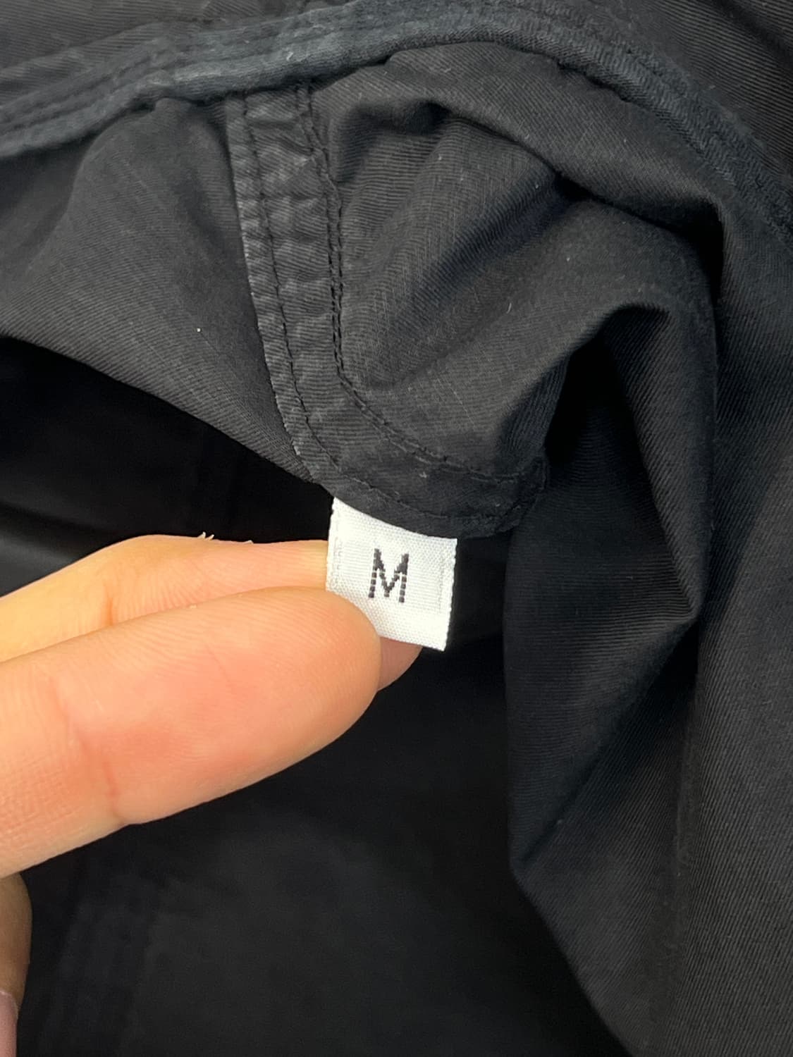 CP컴퍼니 렌즈 와펜 블랙 하이넥 후드 자켓 상품이미지8