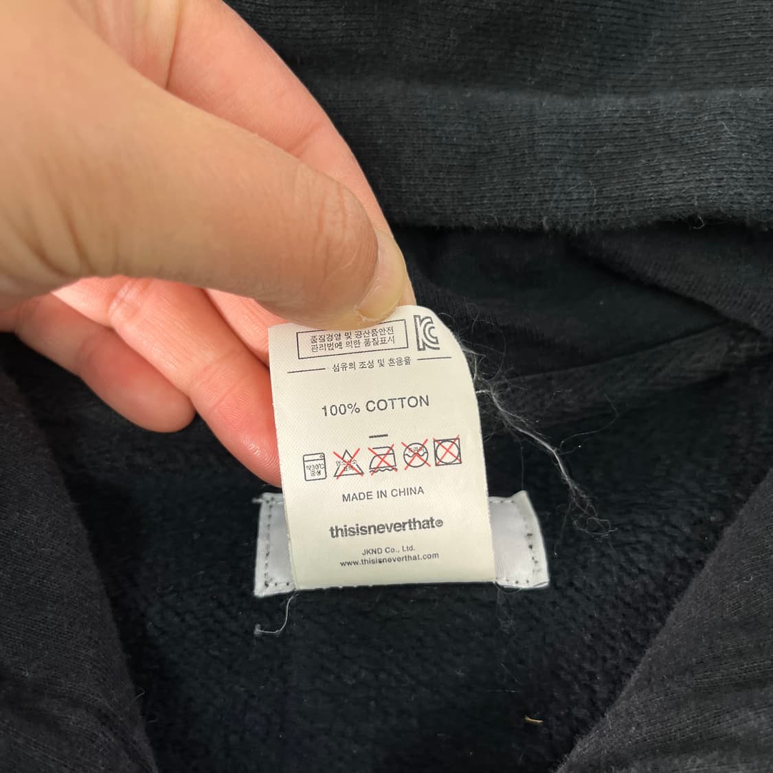 100 디스이즈네버댓 백로고 후드집업 상품이미지4