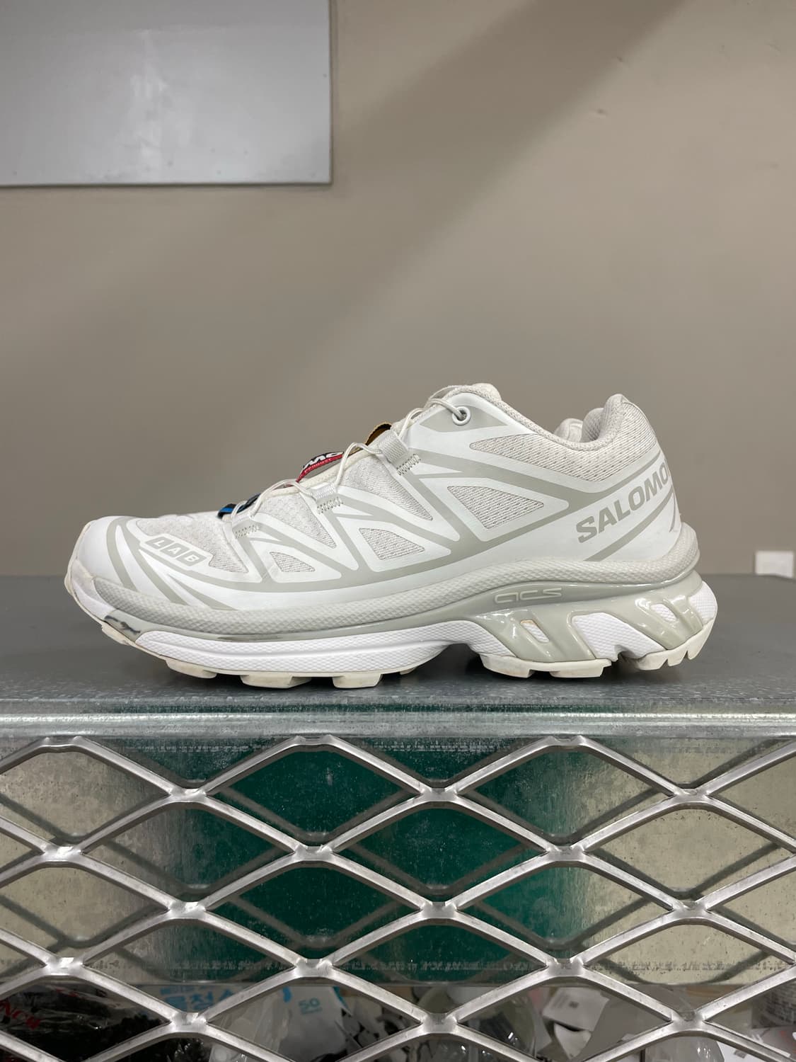 살로몬 XT6 스니커즈 220 상품이미지1