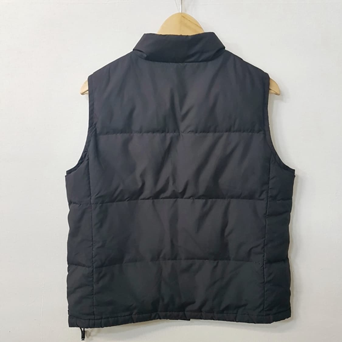 BURBERRY GOLF 버버리 골프 다운 패딩 조끼 블랙 상품이미지3