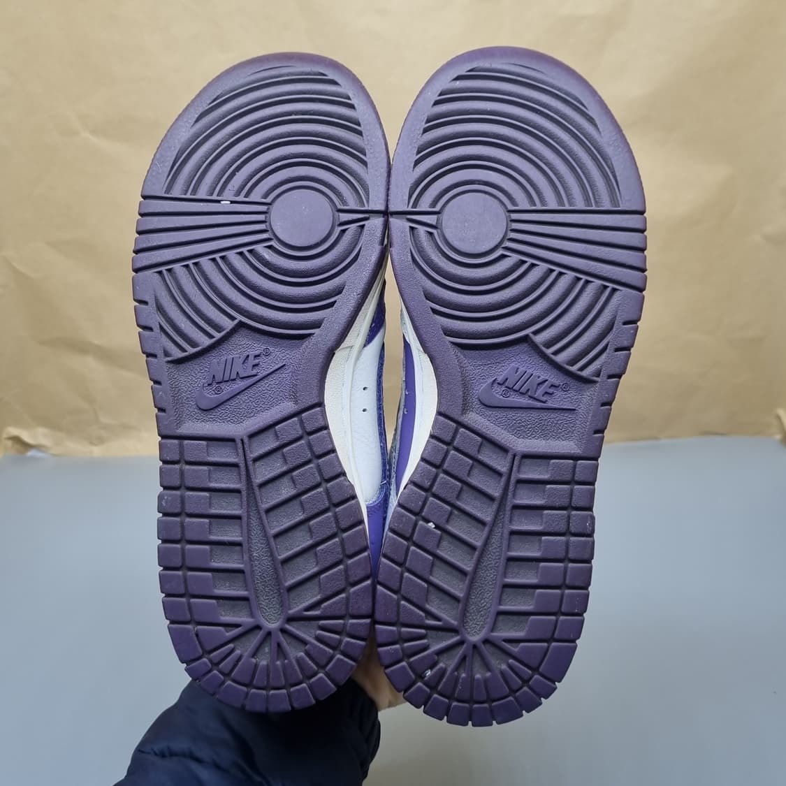 나이키 덩크 로우 SE 플립 여성운동화235  상품이미지3