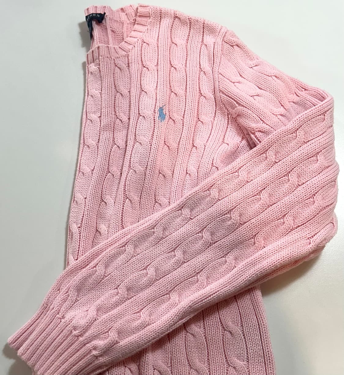 폴로 랄프로렌 꽈배기 니트 딸기우유색 상품이미지1