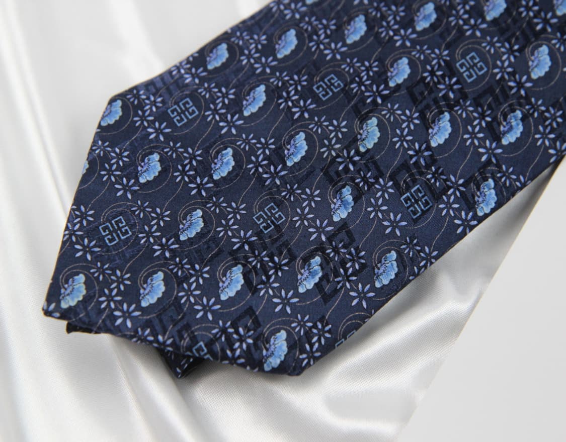 지방시 9.4cm A+등급 이태리 남자 명품 넥타이 상품이미지2