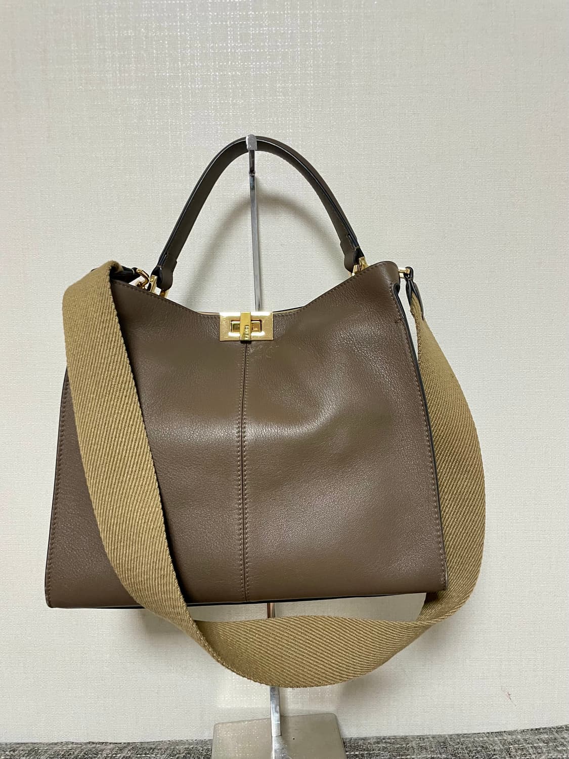 펜디 피카브 X 토트백 브라운 정품 최저가 상품이미지1