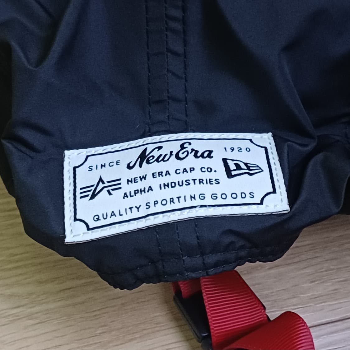 뉴에라 x 알파 인더스트리 MLB 뉴욕 양키스 러닝 제트캡 판매합니다 상품이미지2