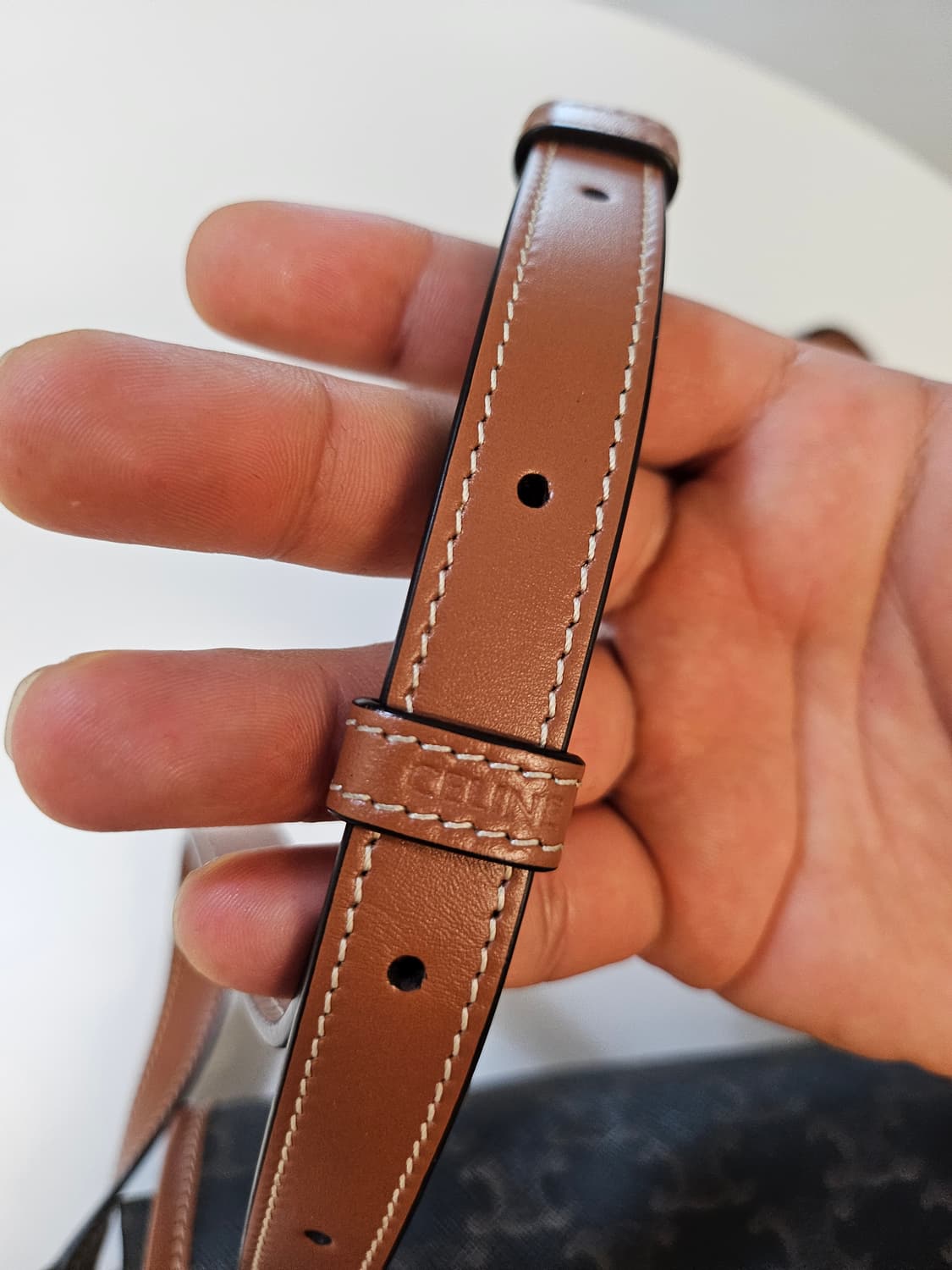 셀린느 트리오페 캔버스 폴코백 미디엄 상품이미지3